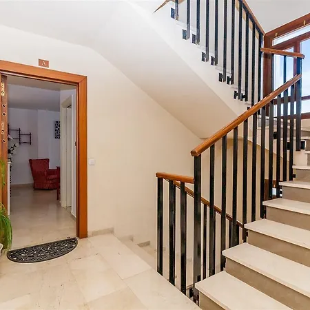 Апартаменты Berrocal Centro Marbela Canovas *