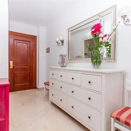 Berrocal Centro Marbela Canovas Апартаменты *
